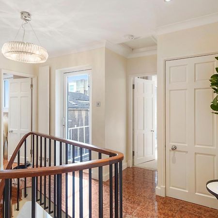 Mews House London With Private Patio & Parking Villa Luaran gambar