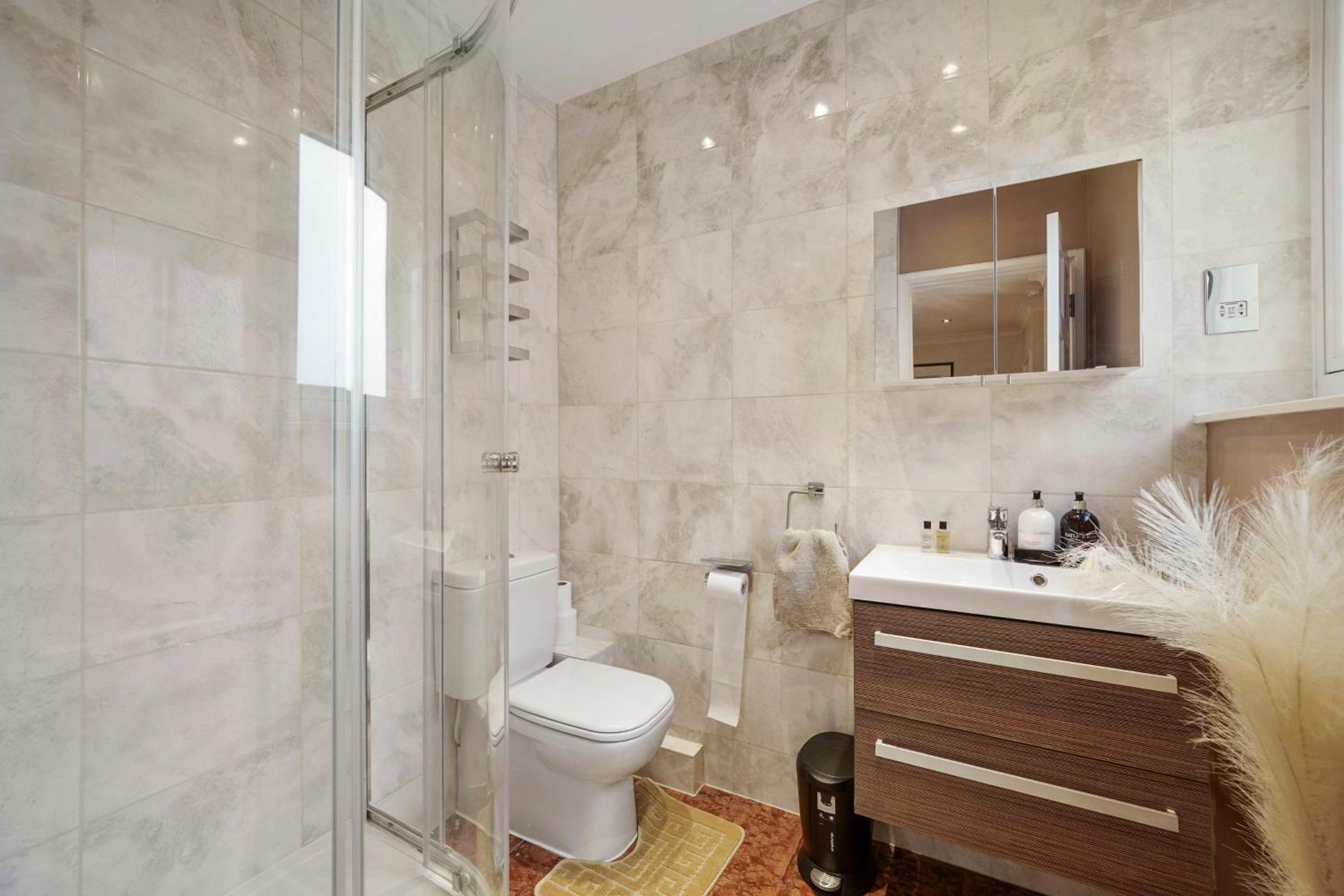 Mews House London With Private Patio & Parking Villa Luaran gambar