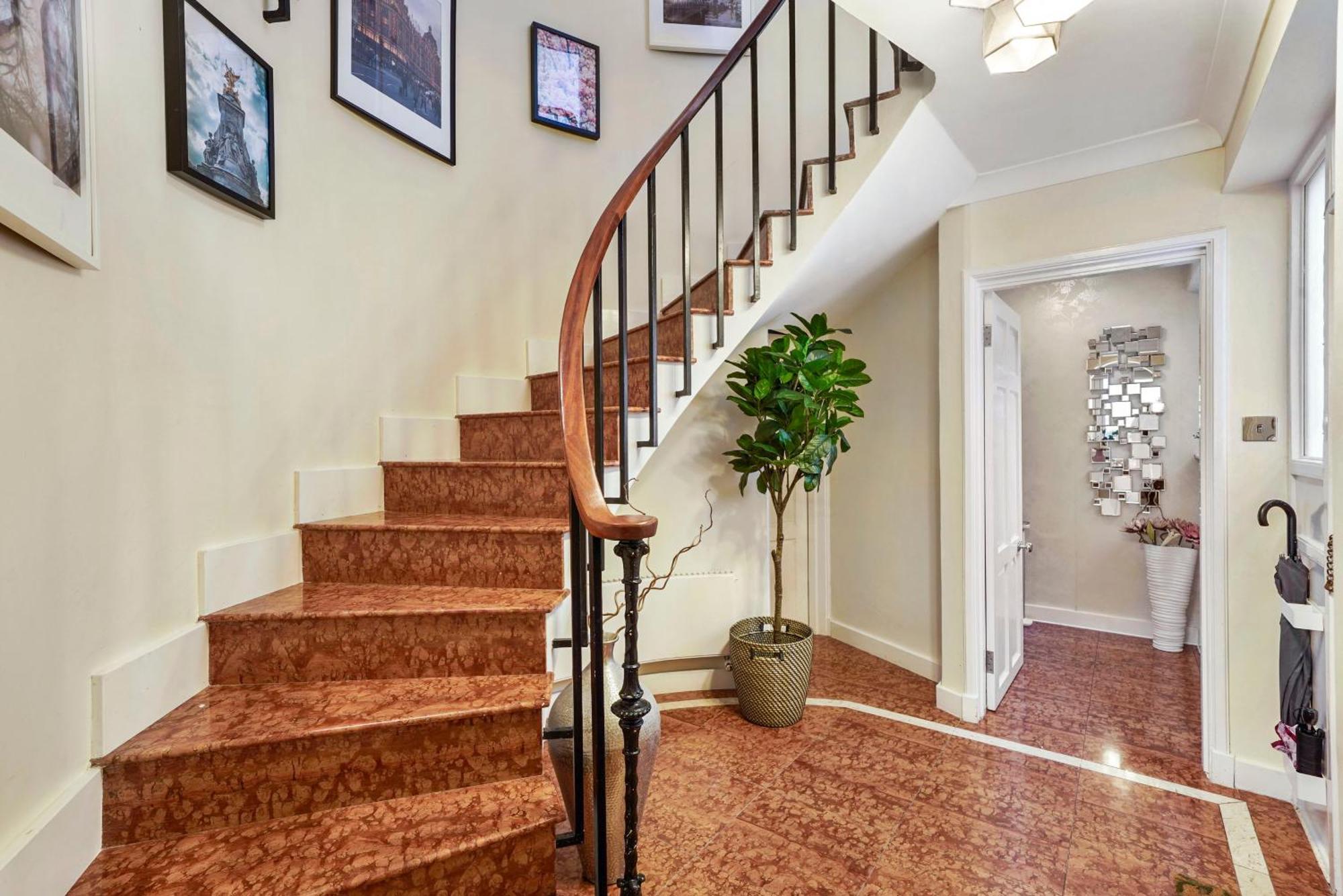 Mews House London With Private Patio & Parking Villa Luaran gambar